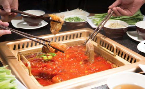 平城美食爆料视频下载,视频揭秘地道风味，下载体验味蕾盛宴